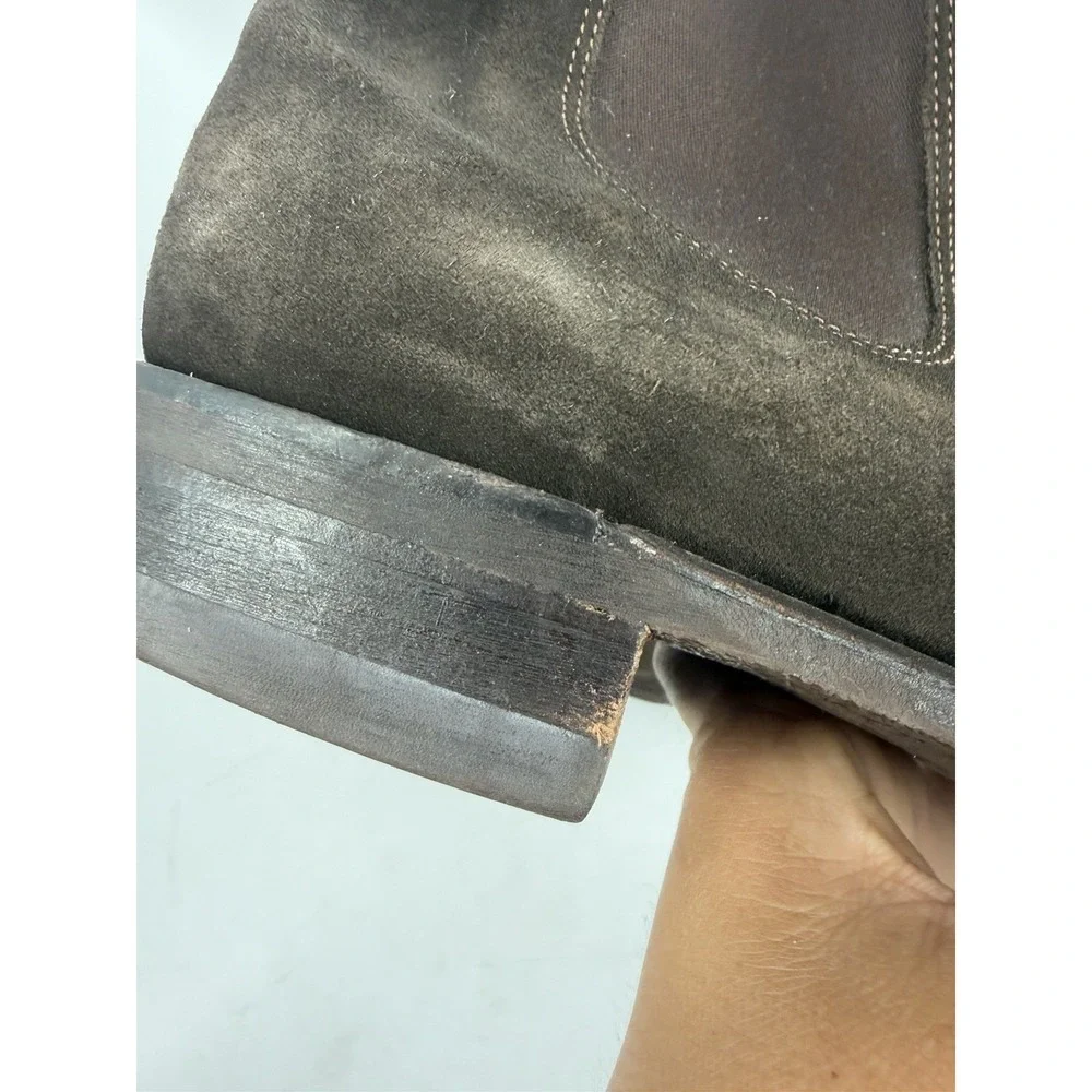 RM Williams Comfort Craftsman Boot in Chocolate Suede Size 10.5 G